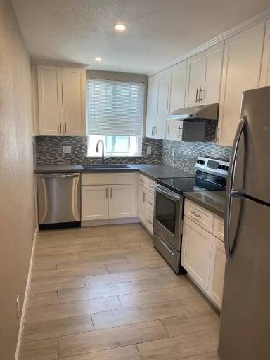 Main picture of 148 Southwood Ctr
