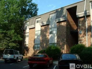 Main picture of Collins Crossing Apartments