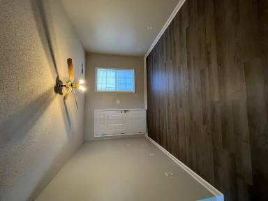 Main picture of 4319 Hines Street - C