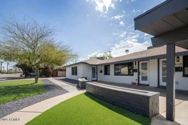 Main picture of 4705 E Hubbell St