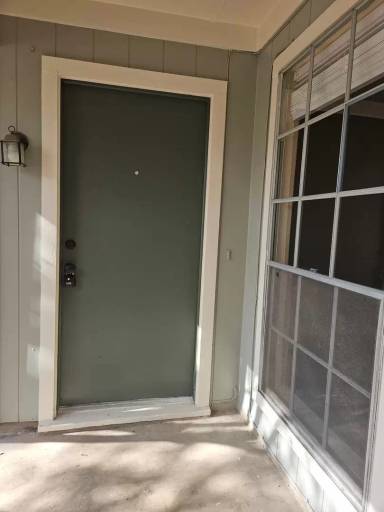 Main picture of 1404 Marlborough Cir