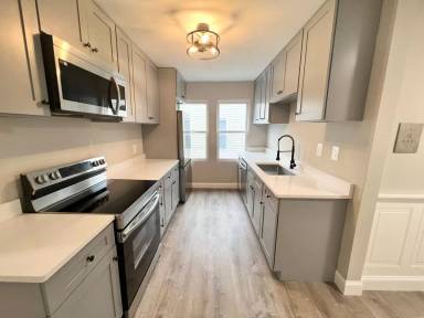 Main picture of 46 Lyon St