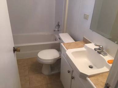 Main picture of 68 Walnut St