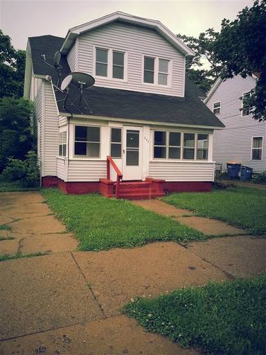 Main picture of 843 College Ave NE
