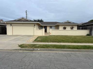 Main picture of 731 La Mesa Dr