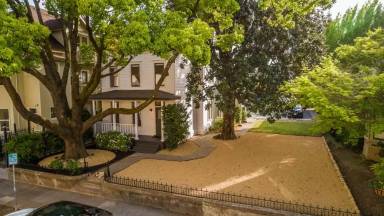 Main picture of 817 Franklin St