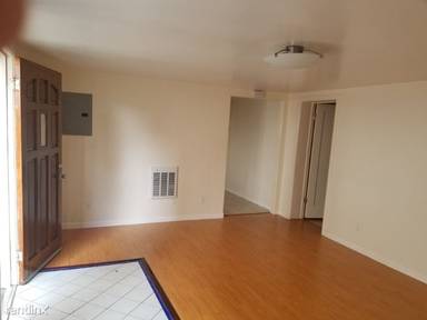 Main picture of 906 Central Ave