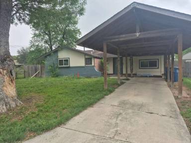 Main picture of 5038 John Young Dr