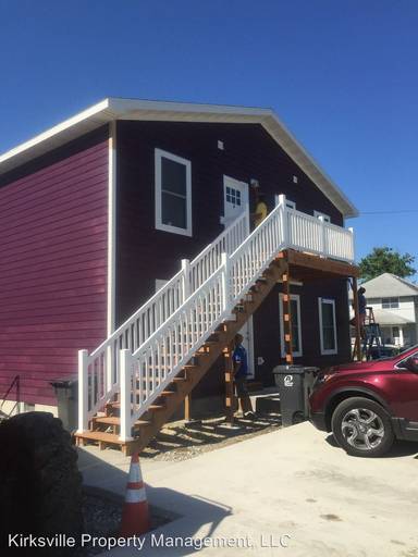 Main picture of 509 E Scott St