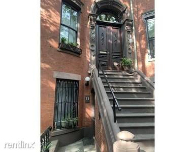 Main picture of 14 Wellington St