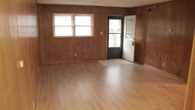 Main picture of 115 W Orchard - Apt. C