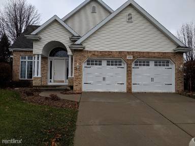 Main picture of 1703 Suwannee Cir