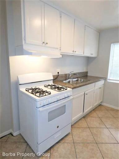 Main picture of 241 E South St