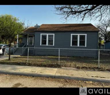 Main picture of 255 E Lambert St