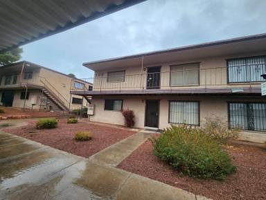 Main picture of 595 S Royal Crest Cir