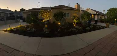 Main picture of 19017 Vanowen St