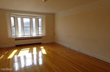 Main picture of 3524 72nd St