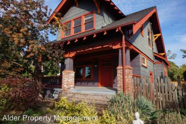 Main picture of 1810 SE 45th Ave
