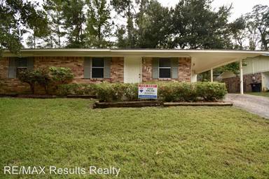 Main picture of 812 Laura Ln