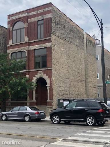 Main picture of 1435 W Grand Ave