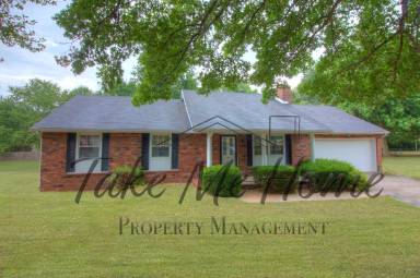 Main picture of 720 S Scott Cir