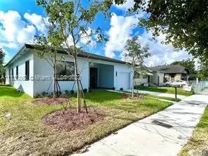 Main picture of 910 NW 41st St