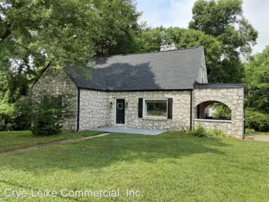 Main picture of 2317 E Broadway Ave