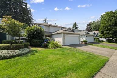 Main picture of 2440 Boulevard Heights Loop SE