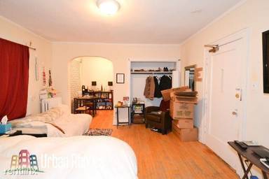 Main picture of 2129 N Dayton St