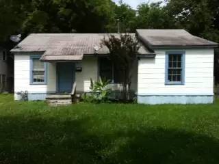 Main picture of 203 Waller Ave