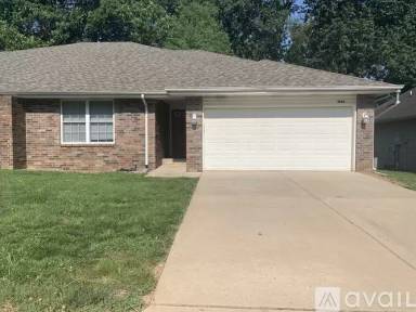 Main picture of 1042 S Elder Ave