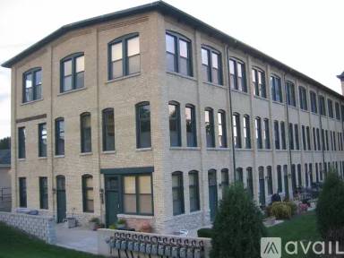 Main picture of 616 Congdon Ave