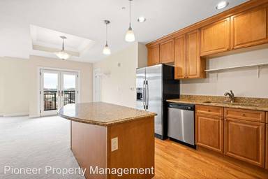 Main picture of 1827 N Grant St