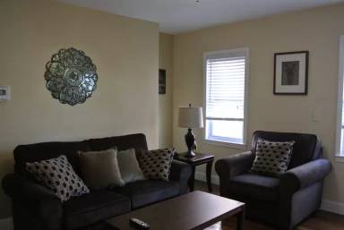 Main picture of 30 Weeden St
