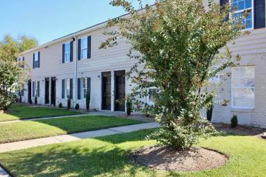 Main picture of Starboard Townhomes