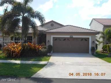 Main picture of 1362 SW 178th Way