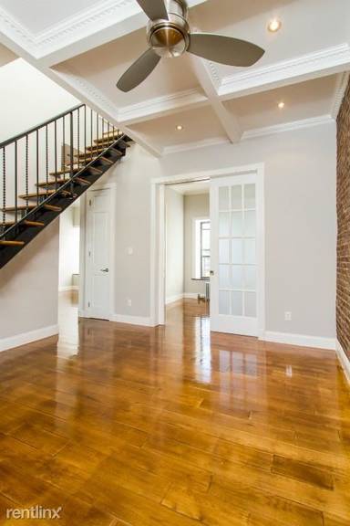 Main picture of 342 E 100th St