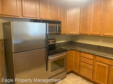 Main picture of Highland Condominiums