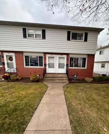 Main picture of 3721 Ellsworth Ave