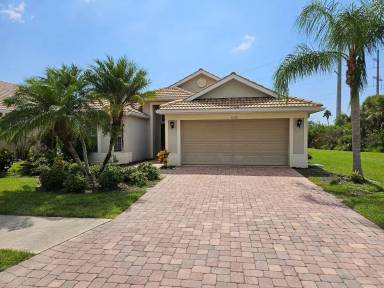 Main picture of 11520 Dancing River Dr