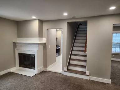 Main picture of 376 Dewolf Pl