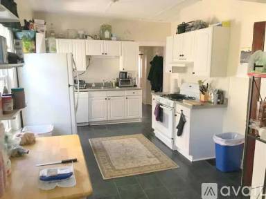 Main picture of 12 Russell Rd