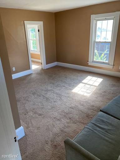 Main picture of 127 W Vine St