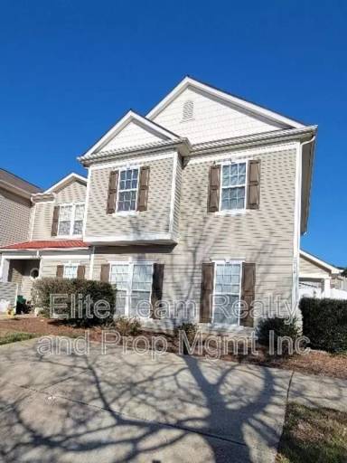 Main picture of 7816 Paper Birch Dr