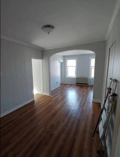 Main picture of 1004 5th Ave