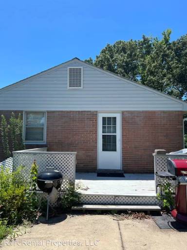 Main picture of 3000 Perlock Rd