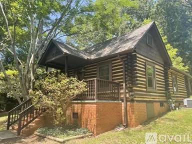 Main picture of 55 Lindsey St