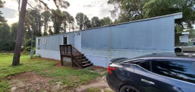 Main picture of Parkwood Mobile Home Park