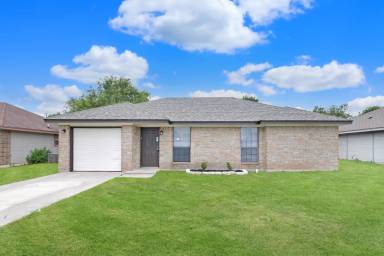 Main picture of 2207 Jerome Dr