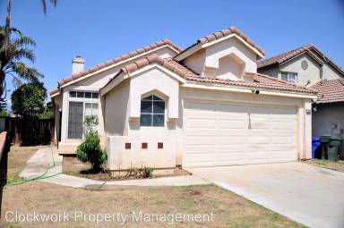 Main picture of 15516 Carrera Dr